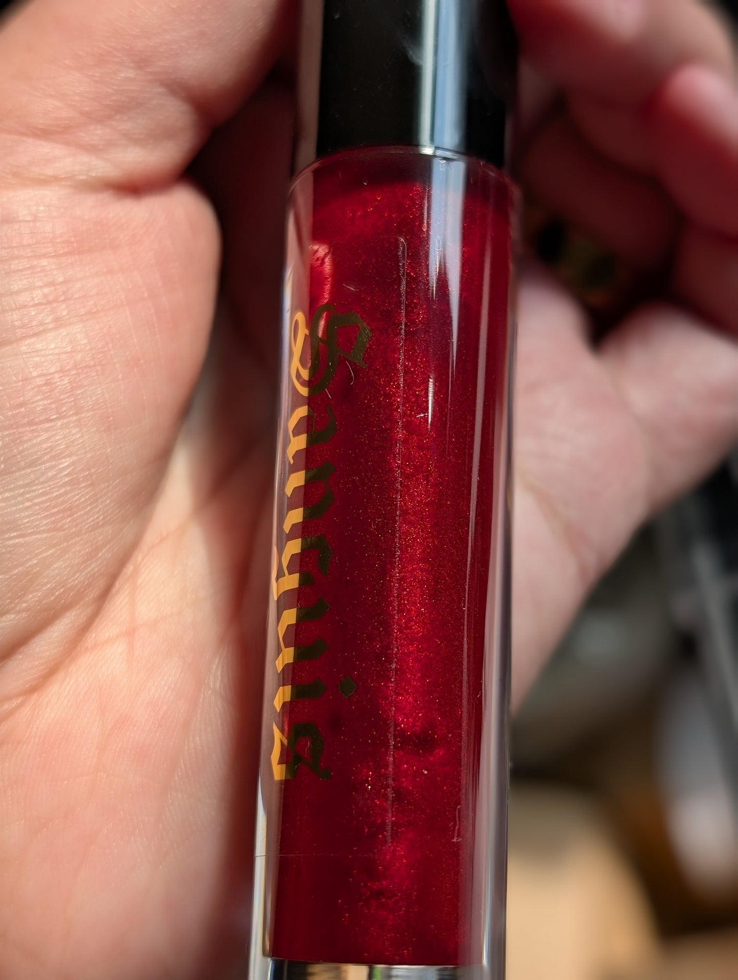 SANGUIS - True red lip gloss