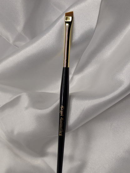 Makeup brush #2 (Angled)