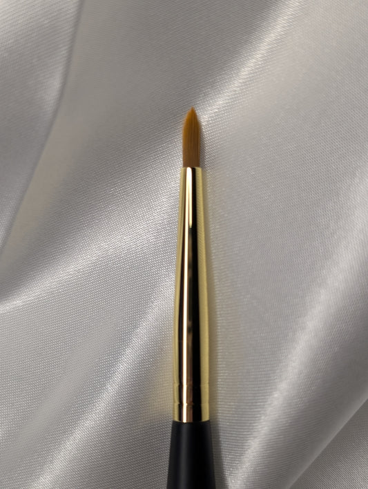 Makeup brush #1 (Liner)