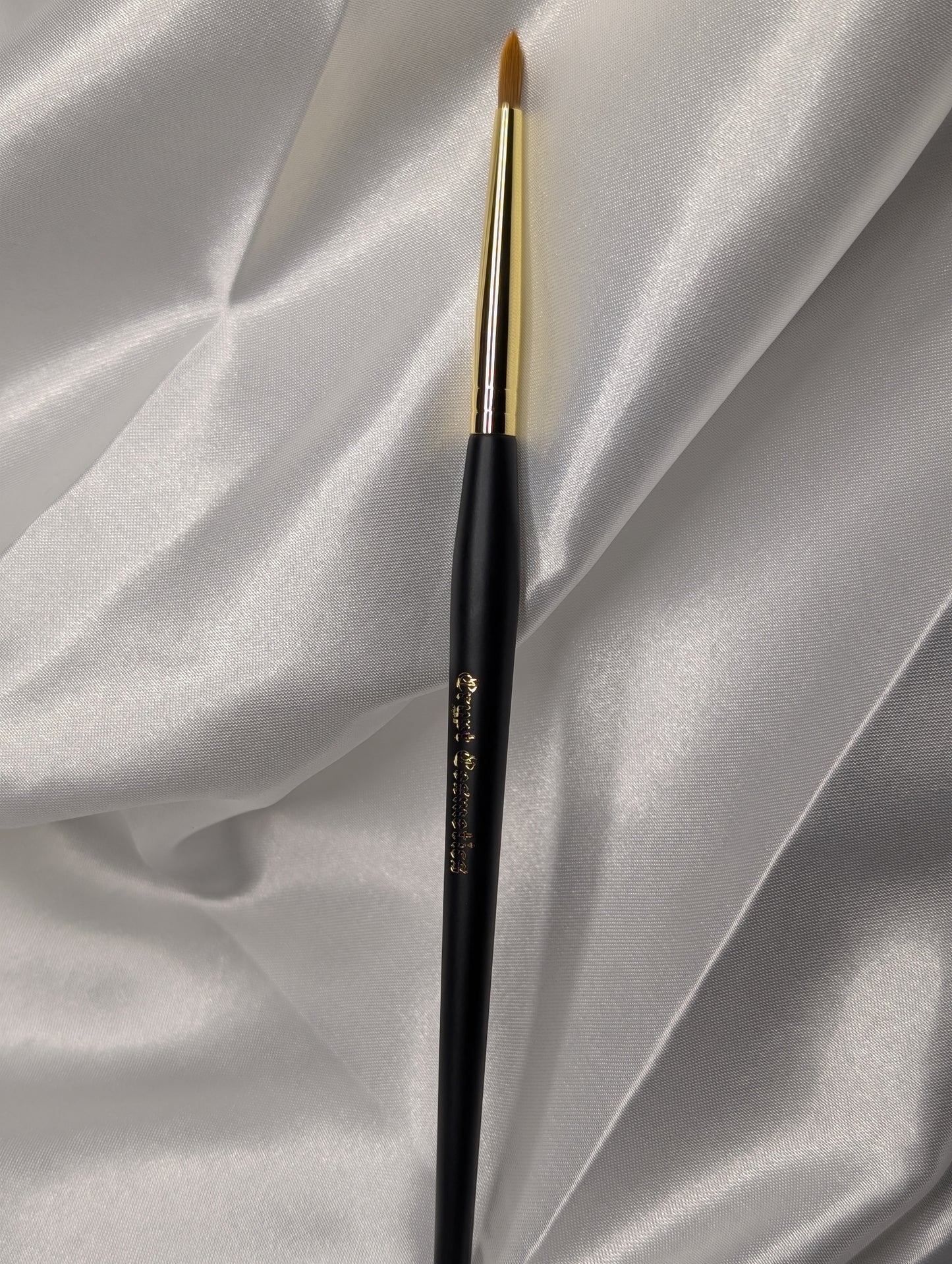 Makeup brush #1 (Liner)